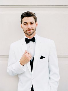 712 White Troy